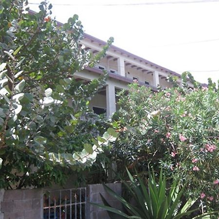 Culture House Hotel Basseterre Kültér fotó